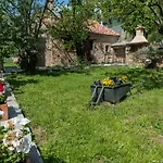 Paradosiako Saratsi - Traditional 3* Volos