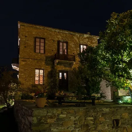 Maison d'hôtes Paradosiako Saratsi - Traditional