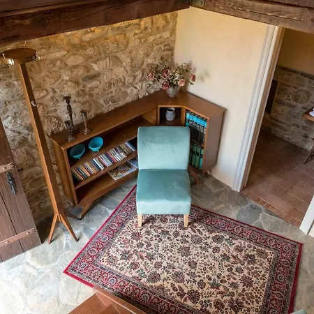 Gasthof Paradosiako Saratsi - Traditional