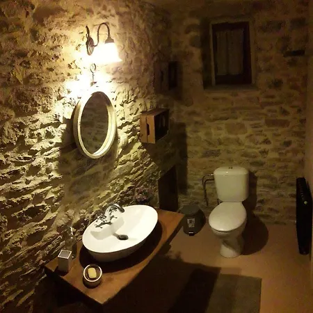 Gasthof Paradosiako Saratsi - Traditional