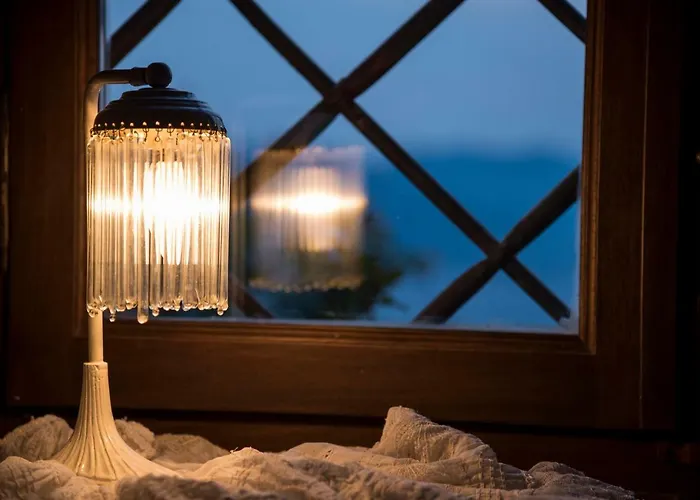 Paradosiako Saratsi - Traditional