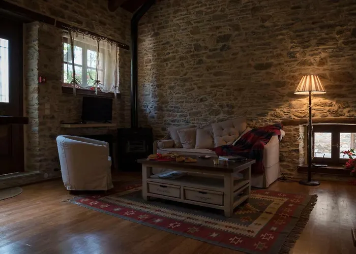 Paradosiako Saratsi - Traditional Maison d'hôtes