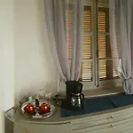 Paradosiako Saratsi - Traditional