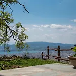 Paradosiako Saratsi - Traditional 3*