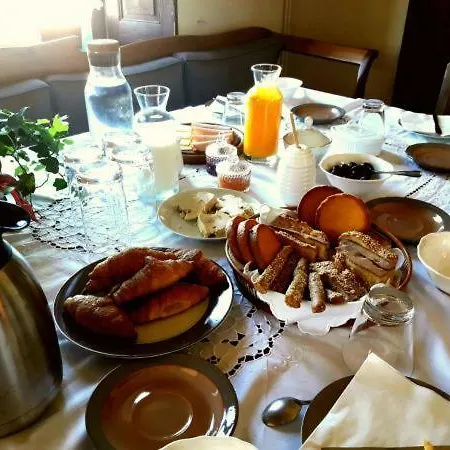 Paradosiako Saratsi - Traditional Πανσιόν 3*