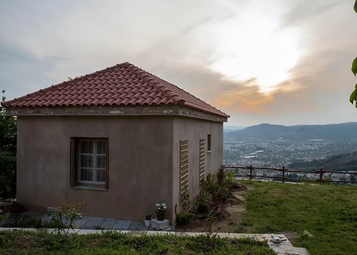 Paradosiako Saratsi - Traditional Guest house