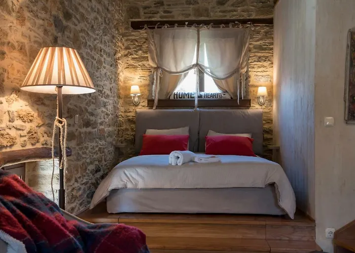 Paradosiako Saratsi - Traditional Guest house Volos